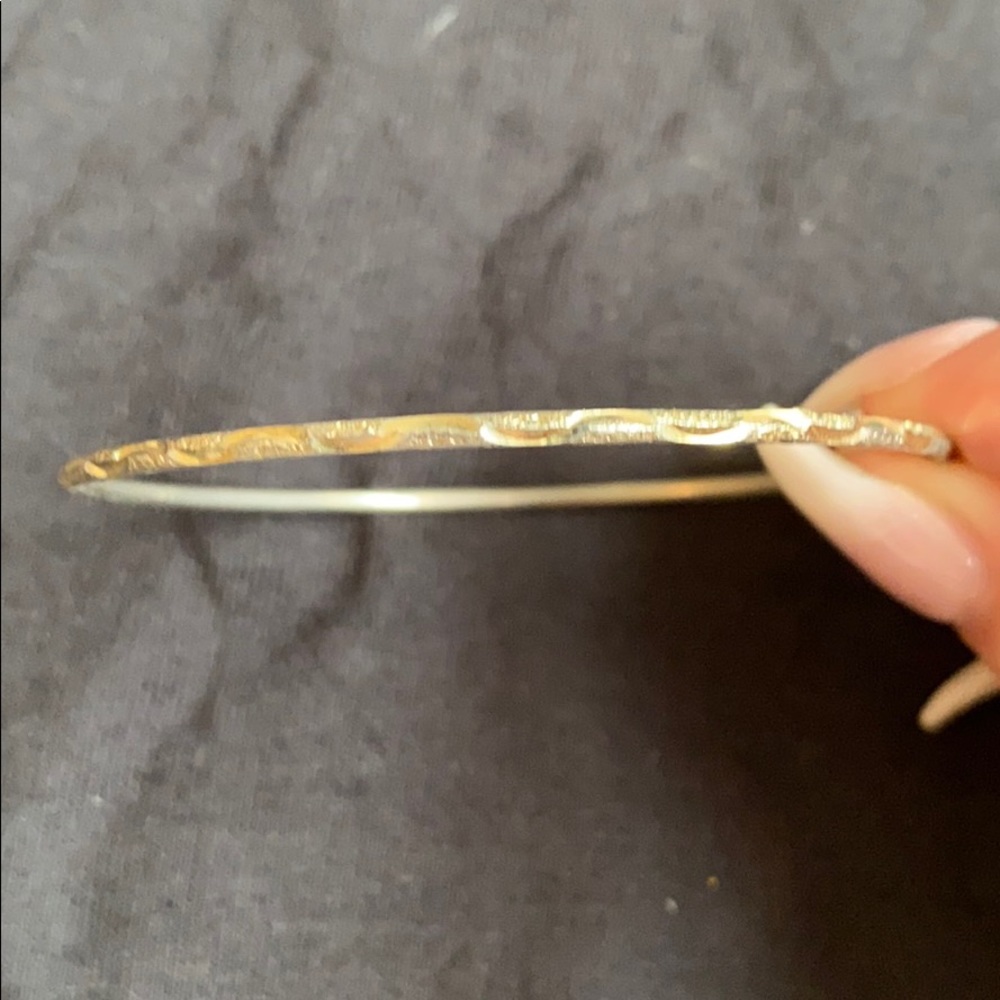 Simple gold bangles - Picture 3 of 3